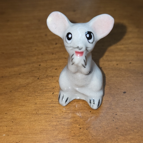 Vintage Mouse Miniature Figurine - White, Japanese Ceramic / Porcelain - Picture 8 of 9